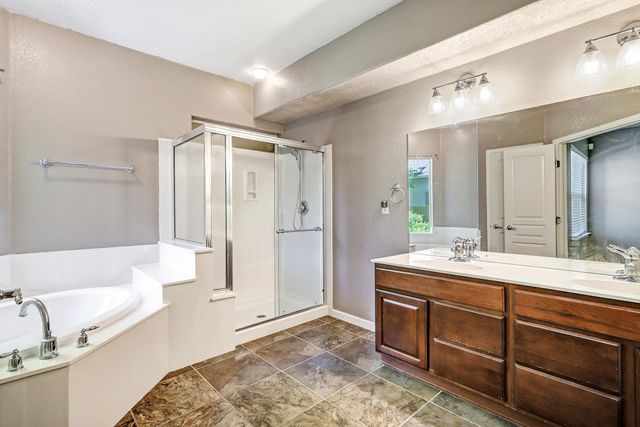 10101 Avenida Vista Sol NW, Albuquerque, NM 87114
