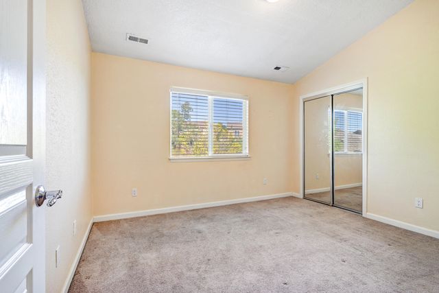 10101 Avenida Vista Sol NW, Albuquerque, NM 87114