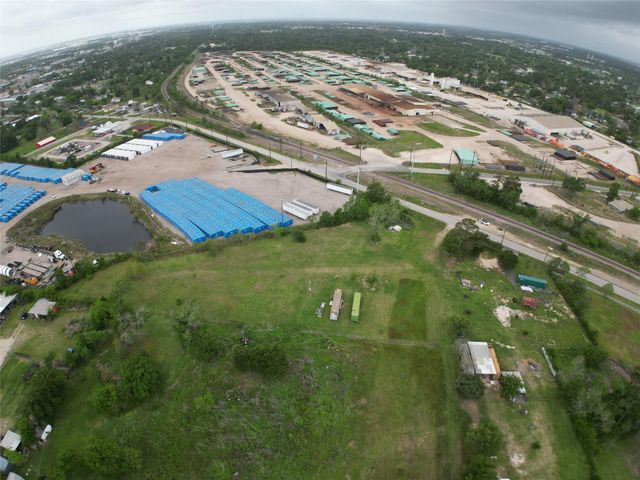 330 River Road, Channelview, TX 77530