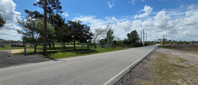 330 River Road, Channelview, TX 77530