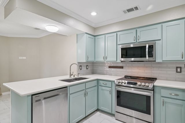 1905 Country Club Drive, Plano, TX 75074