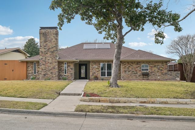 1905 Country Club Drive, Plano, TX 75074