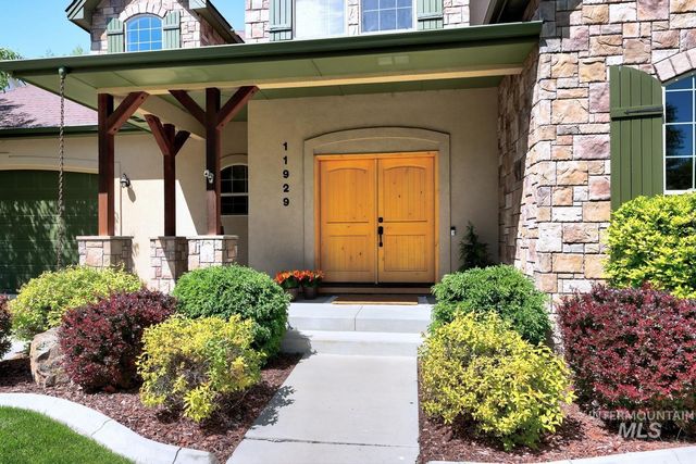 11929 N Humphreys Place, Boise, ID 83714