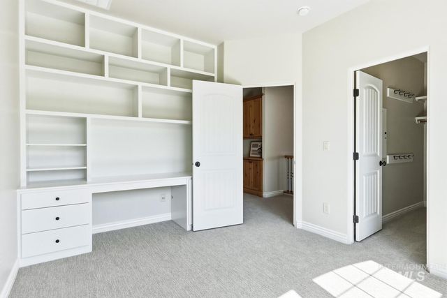 11929 N Humphreys Place, Boise, ID 83714