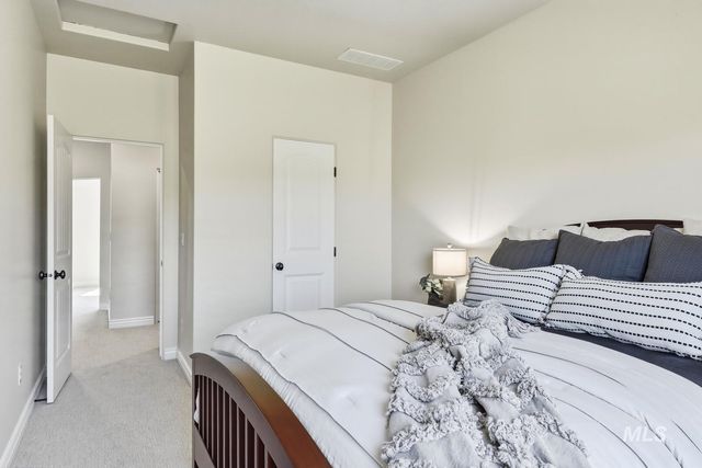 11929 N Humphreys Place, Boise, ID 83714