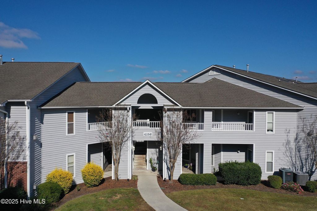 4156 Breezewood Drive Apt 102, Wilmington, NC 28412