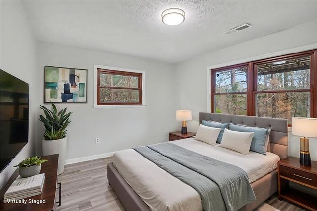 10 Gentry Drive, Mcdonough, GA 30252