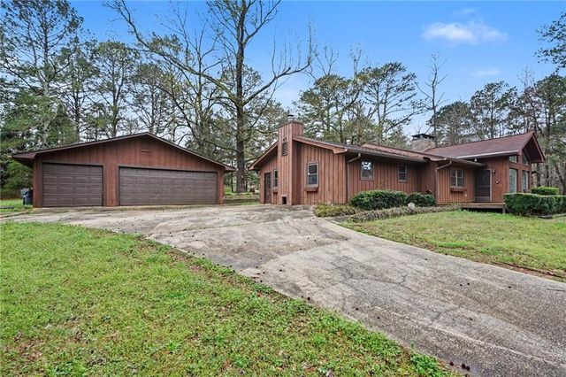 10 Gentry Drive, Mcdonough, GA 30252