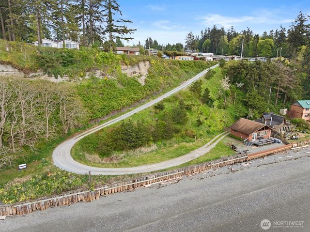 3576 S Camano Drive, Camano Island, WA 98282