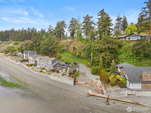 3576 S Camano Drive, Camano Island, WA 98282