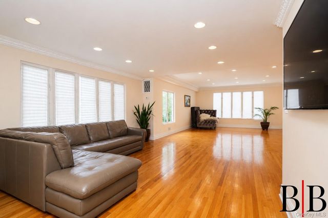 2655 National Drive, Brooklyn, NY 11234