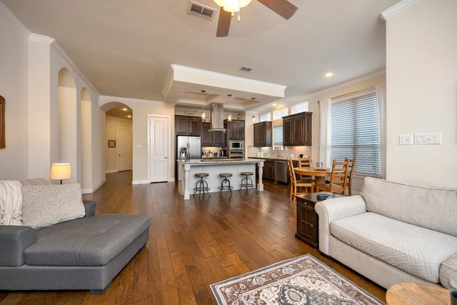 409 Middleton Drive, Roanoke, TX 76262
