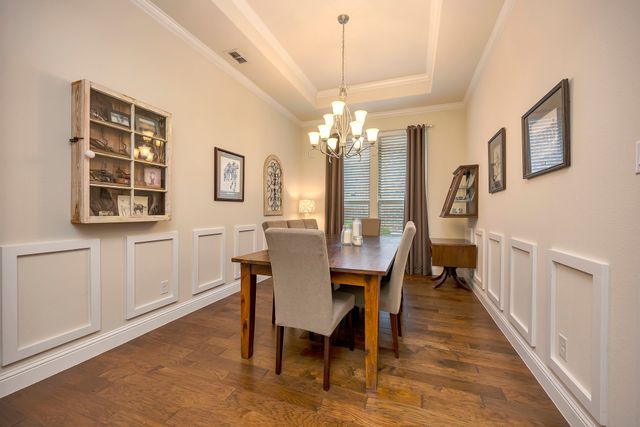 409 Middleton Drive, Roanoke, TX 76262