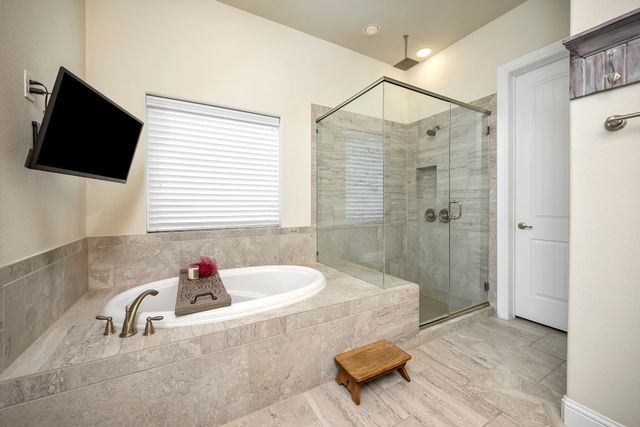409 Middleton Drive, Roanoke, TX 76262