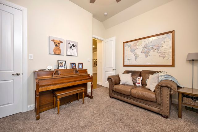 409 Middleton Drive, Roanoke, TX 76262