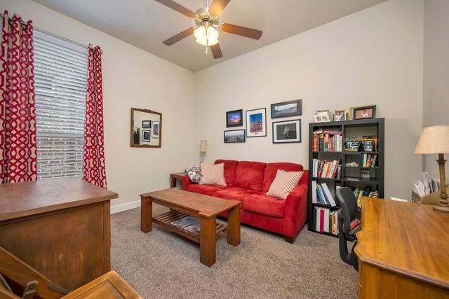 409 Middleton Drive, Roanoke, TX 76262