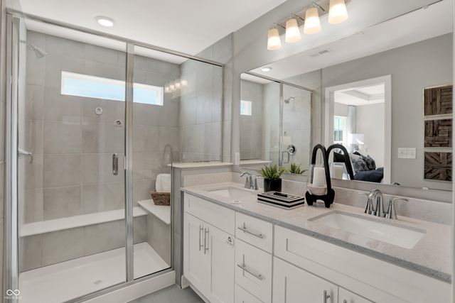 6706 Halsey Street, Zionsville, IN 46077