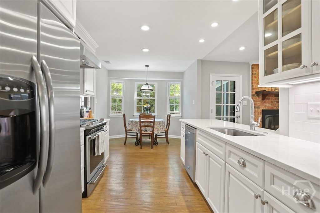 Image 16 of property listing at 122 Talbot Road, Savannah, GA 31410