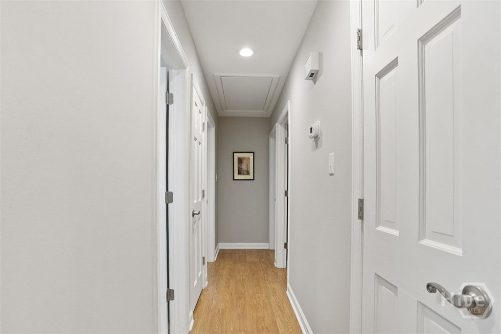 Image 24 of property listing at 122 Talbot Road, Savannah, GA 31410