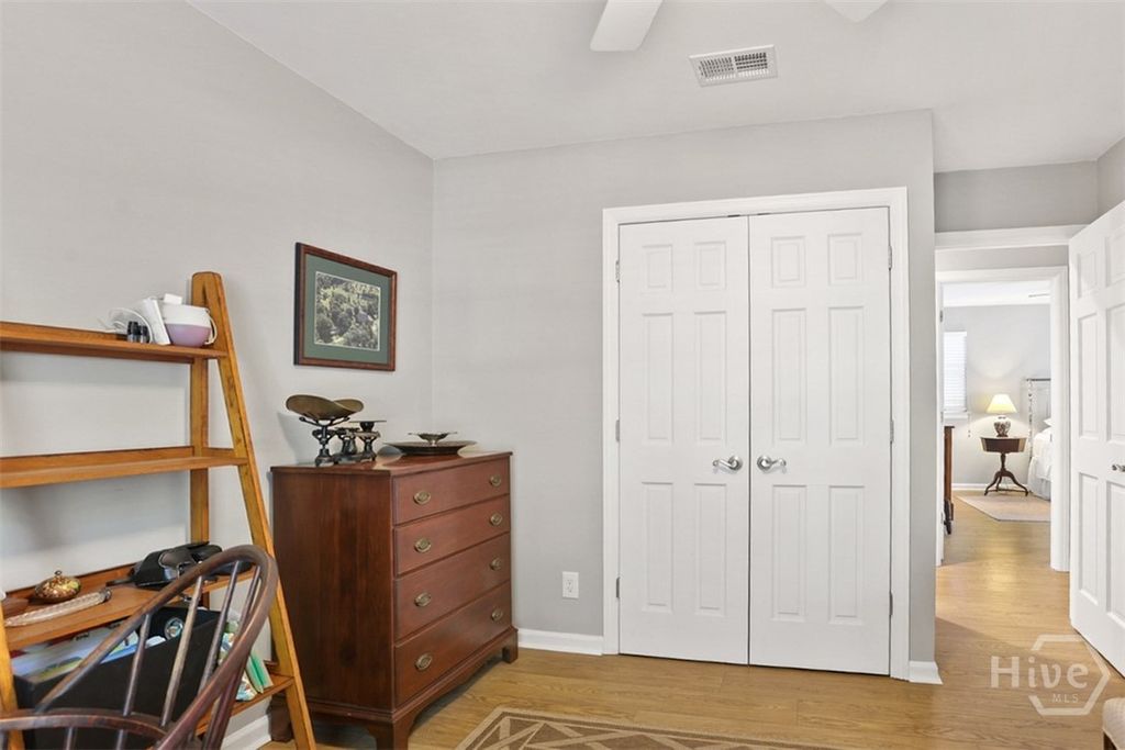 Image 31 of property listing at 122 Talbot Road, Savannah, GA 31410