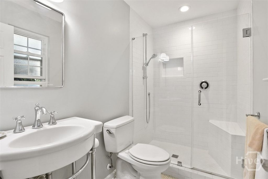 Image 36 of property listing at 122 Talbot Road, Savannah, GA 31410