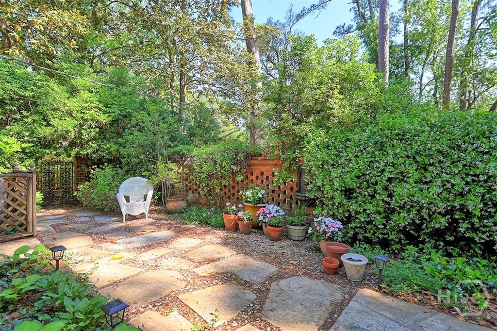 Image 39 of property listing at 122 Talbot Road, Savannah, GA 31410