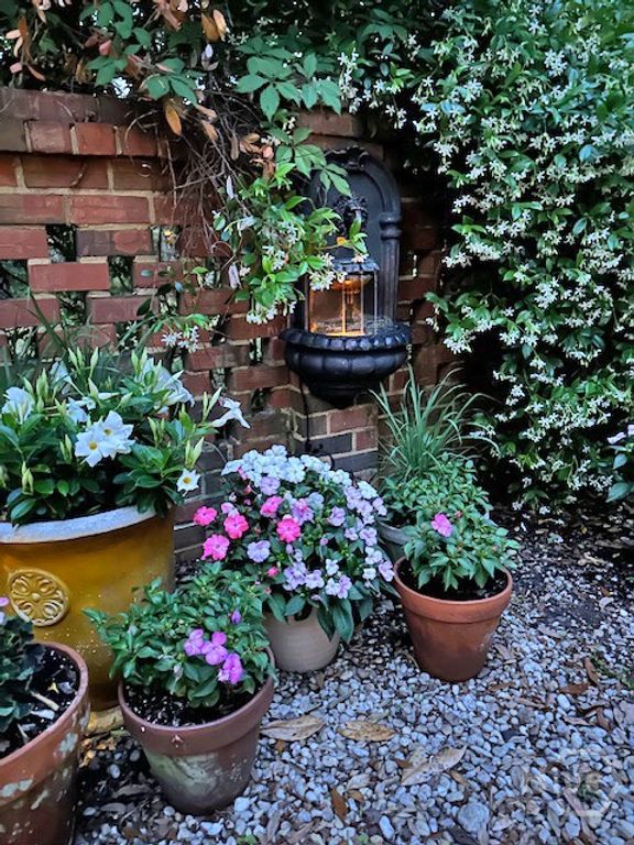 Image 44 of property listing at 122 Talbot Road, Savannah, GA 31410