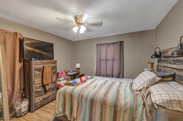 8240 Grand Division Avenue, Garfield Heights, OH 44125
