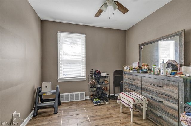 8240 Grand Division Avenue, Garfield Heights, OH 44125