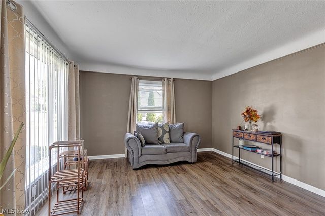 8240 Grand Division Avenue, Garfield Heights, OH 44125