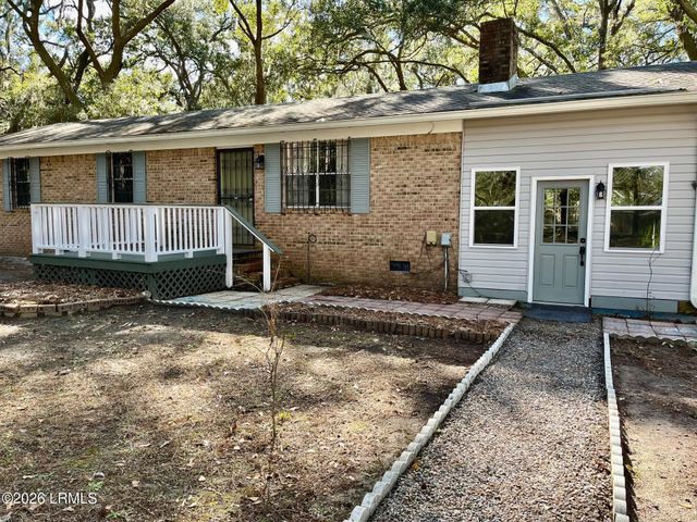 1610 Columbia Drive, Beaufort, SC 29906