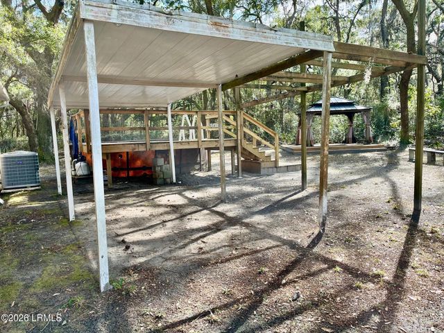 1610 Columbia Drive, Beaufort, SC 29906