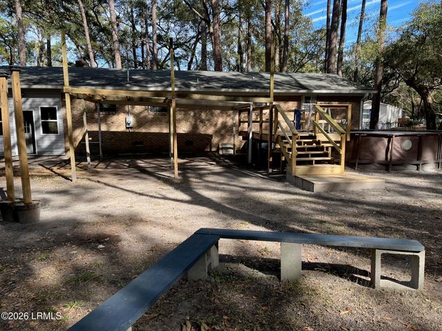 1610 Columbia Drive, Beaufort, SC 29906