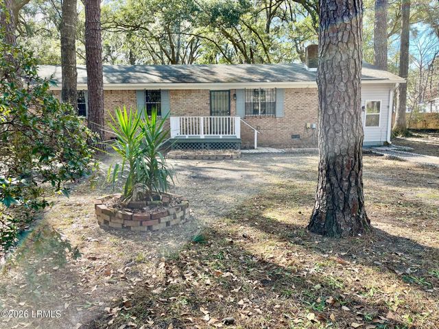 1610 Columbia Drive, Beaufort, SC 29906