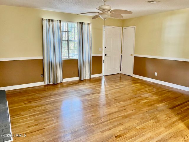 1610 Columbia Drive, Beaufort, SC 29906