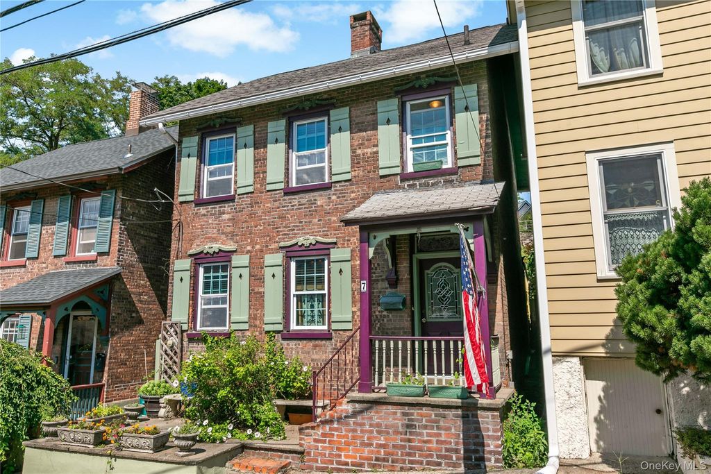 7 Railroad Avenue, Cold Spring, NY 10516 — exterior