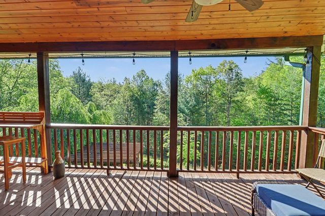 71 Leisure Time Lane, Murphy, NC 28906