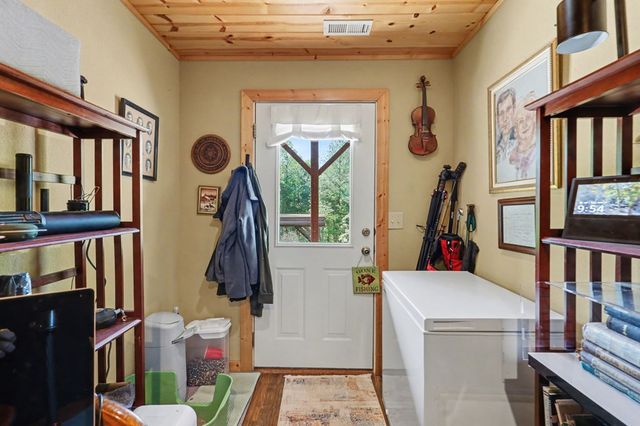 71 Leisure Time Lane, Murphy, NC 28906