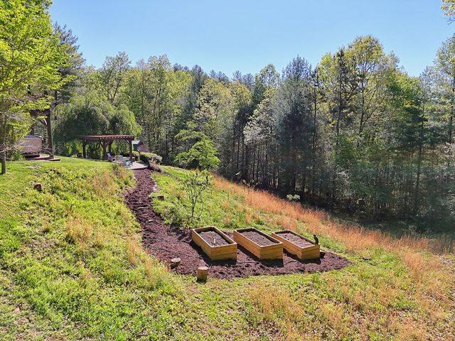 71 Leisure Time Lane, Murphy, NC 28906