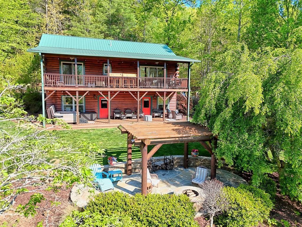 71 Leisure Time Lane, Murphy, NC 28906