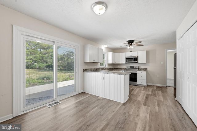 112 LANE ST, Stephens City, VA 22655