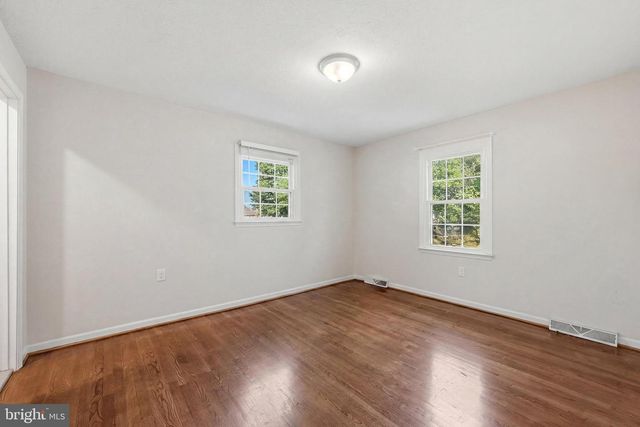 112 LANE ST, Stephens City, VA 22655