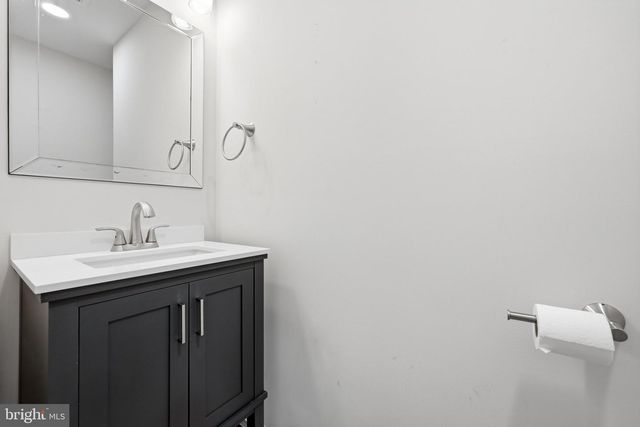 112 LANE ST, Stephens City, VA 22655