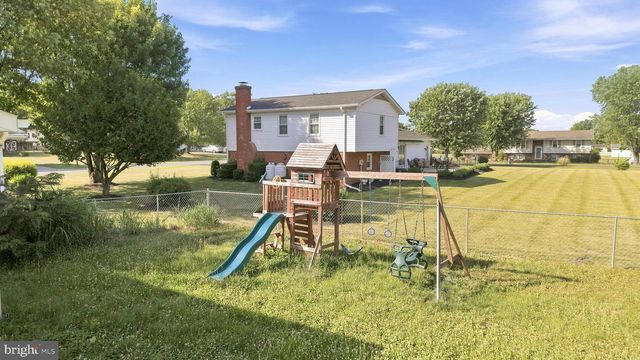 112 LANE ST, Stephens City, VA 22655