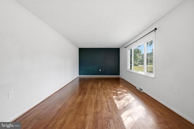 112 LANE ST, Stephens City, VA 22655