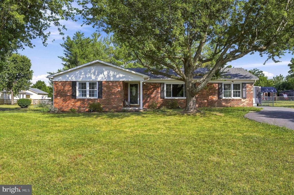 112 LANE ST, Stephens City, VA 22655
