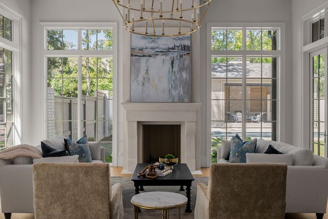 4301 Estes Rd, Nashville, TN 37215