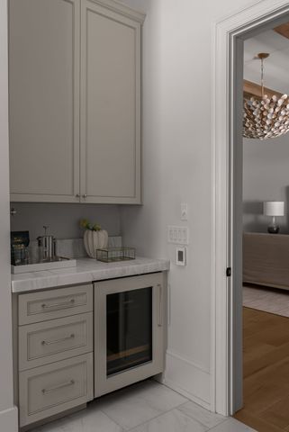 4301 Estes Rd, Nashville, TN 37215