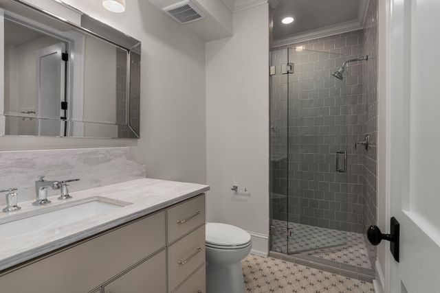 4301 Estes Rd, Nashville, TN 37215