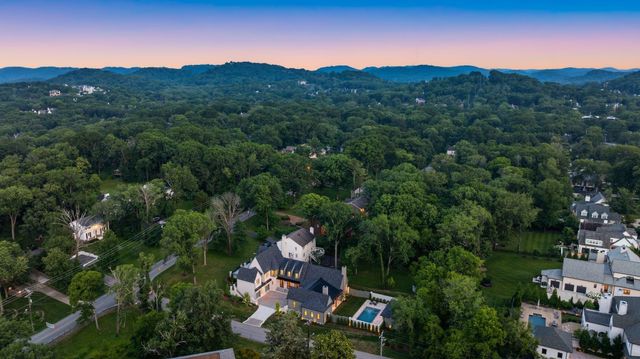 4301 Estes Rd, Nashville, TN 37215